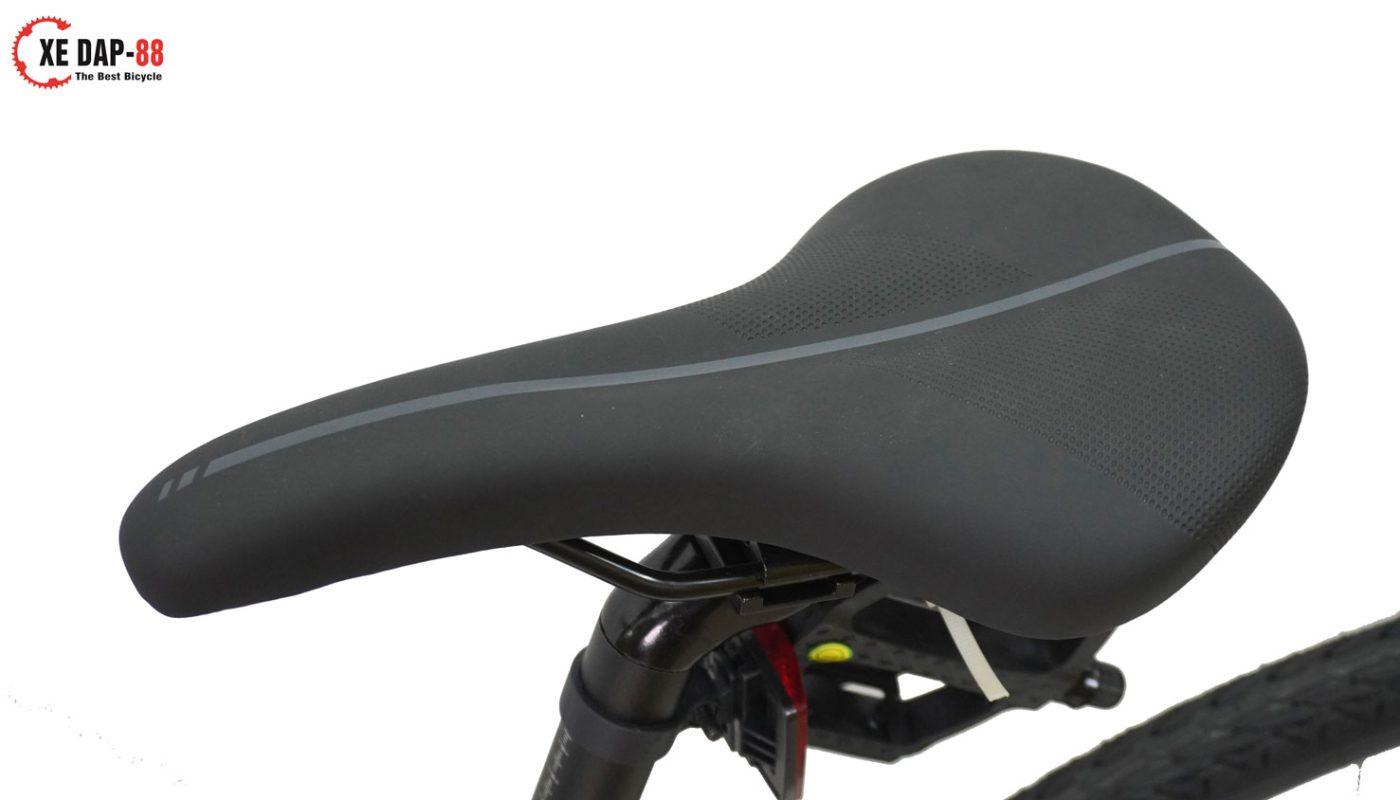 GIANT-ESCAPE-1-2022-10