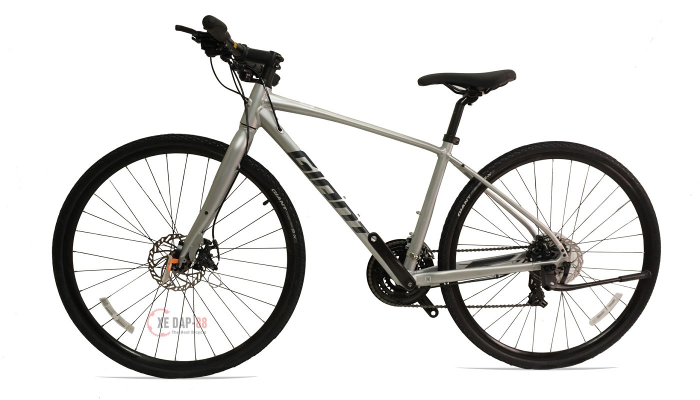 GIANT-ESCAPE-2-2022-1