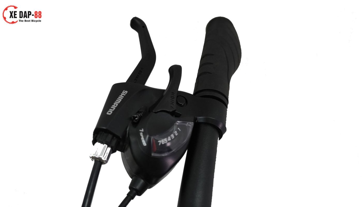 GIANT-ESCAPE-2-2022-10