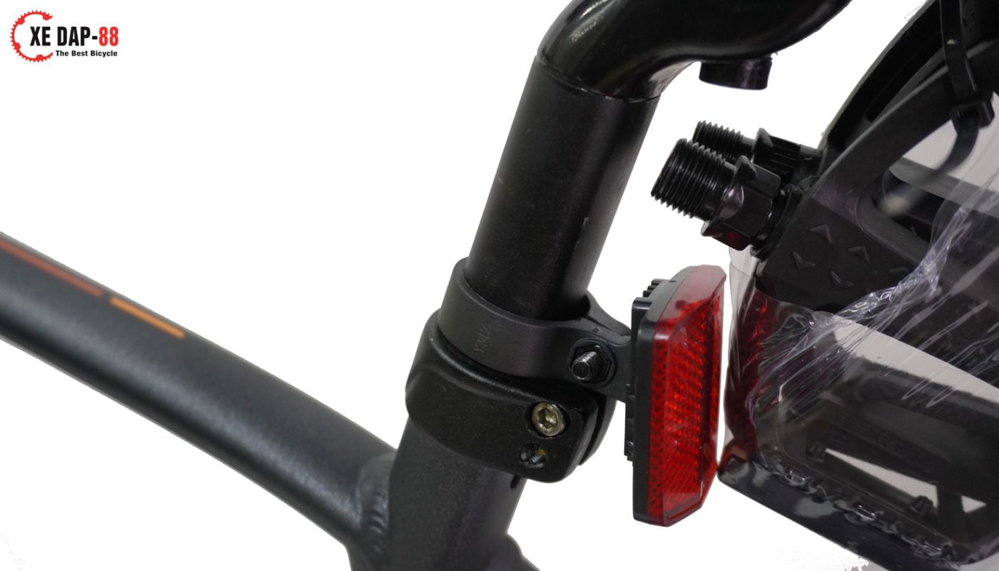 GIANT-ESCAPE-2-2022-8