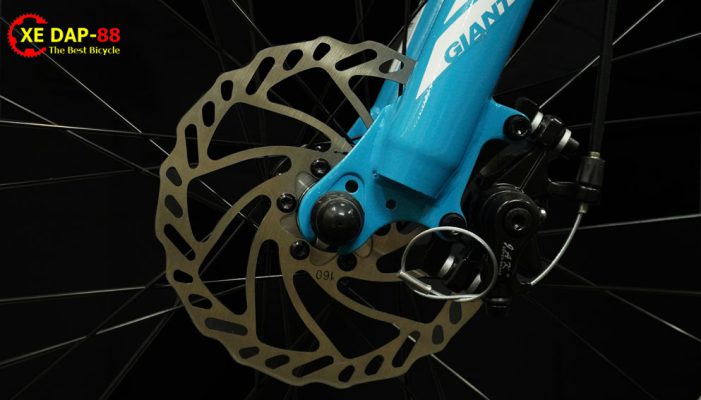 GIANT-OYEA-20-5-700x400-