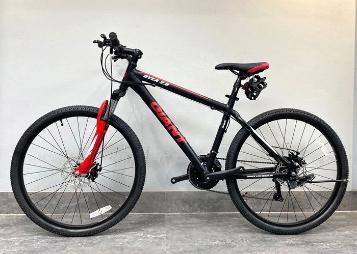 XE DAP THE THAO GIANT OYEA 2.0 PHANH DIA CO