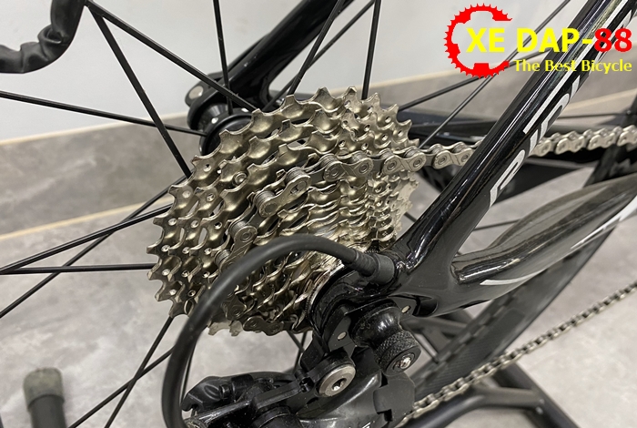 xe dap the thao Ridley 13