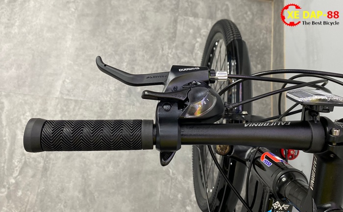 xe dap the thao california 230cc baga v24 2022 8